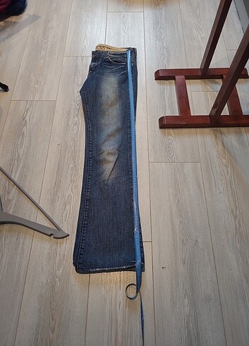 26 Beden mavi Renk GUESS KOT PANTOLON JEAN