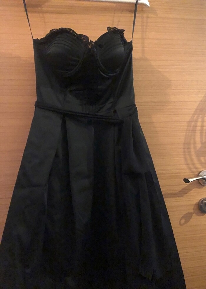 Abiye elbise 1 kere giyildi - Görsel 2