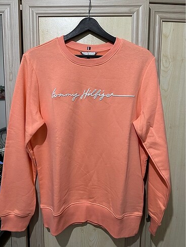 Tommy sweatshirt