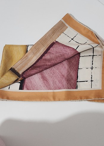 Lêvid'or Marka Eşarp - Görsel 3