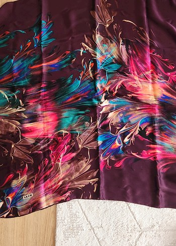 Sura İpek AKER Eşarp - Görsel 4