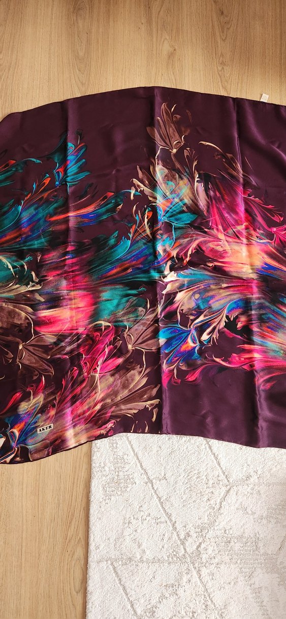 Sura İpek AKER Eşarp - Görsel 4