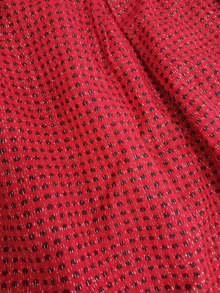 Kolsuz Kırmızı Elbise - Görsel 3