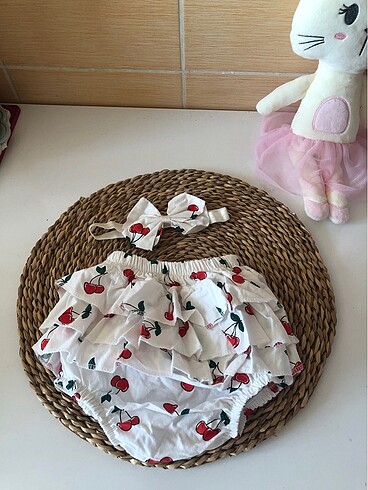 Diğer Kız bebek şort-etek ve bandana set 0-2 yaş