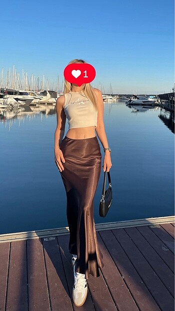 Yanık kahve uzun etek