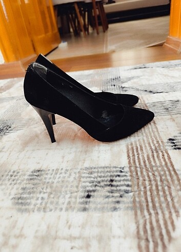 Diğer Stiletto 