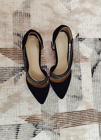 40 Beden siyah Renk Stiletto