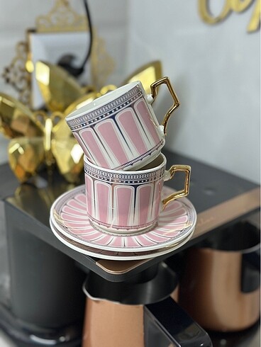 Karaca Jolly pink Hypnosis fincan