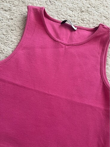 LC Waikiki Crop atlet