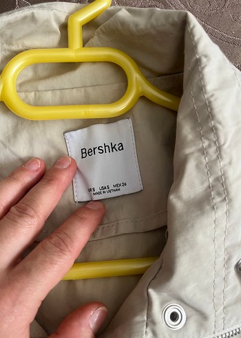 Düğmeli crop ceket