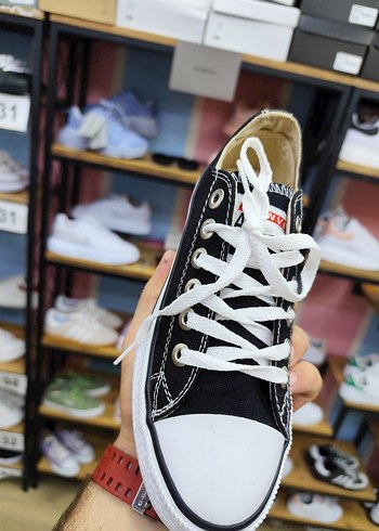 Converse Siyah Bağcıklı Kadın Spor Ayakkabı