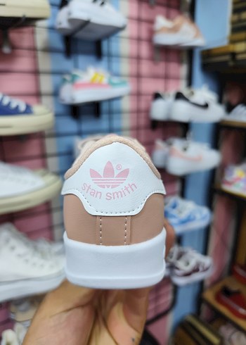 31 Beden Kız Çocuk Adidas Spor Ayakkabı