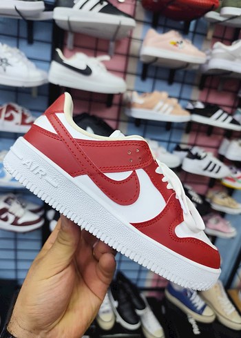 39 Beden Kırmızı Bağcıklı Spor Ayakkabı