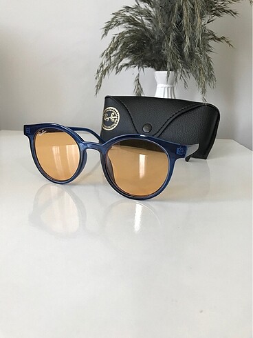Rayban marka güneş gözlüğü