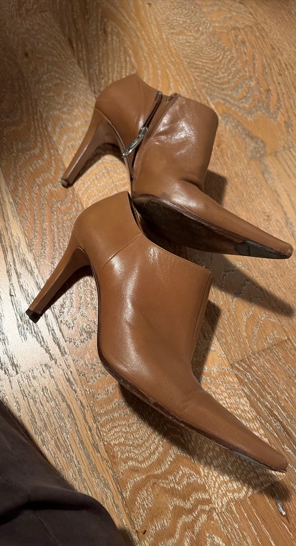 Kahverengi Deri Kadın Dolgu Topuklu Bot - Görsel 3