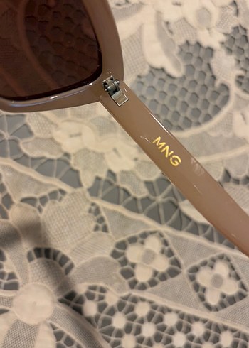 Bej Dantelli Retro Kadın Güneş Gözlüğü - Görsel 5