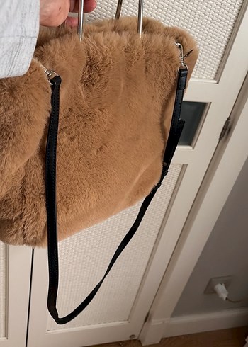 Bej Kürklü Kadın Çantası - Görsel 3