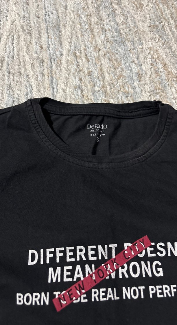 Siyah Baskılı Kısa Kollu Erkek Tişört - Görsel 2