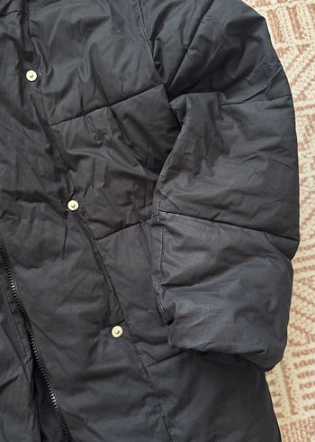 Bershka Düğmeli Siyah Midi Kadın Kışlık mont