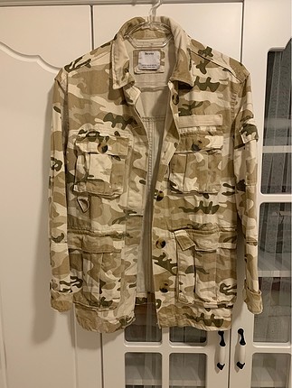 bershka kamuflaj desen ceket