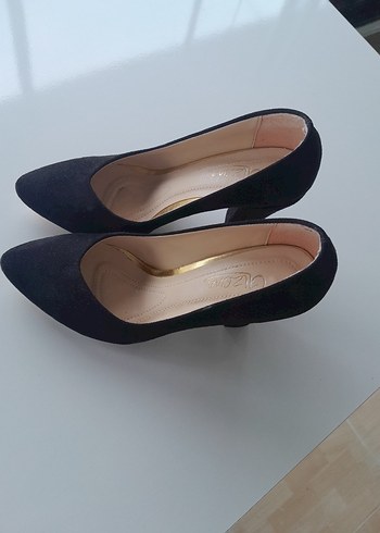 Diger Siyah Kadın Stiletto