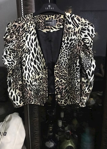 Leopar Desenli Kürklü Kısa Kadın Yelek - Görsel 3