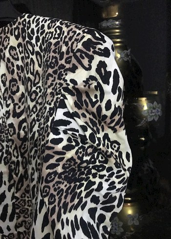 Leopar Desenli Kürklü Kısa Kadın Yelek - Görsel 6