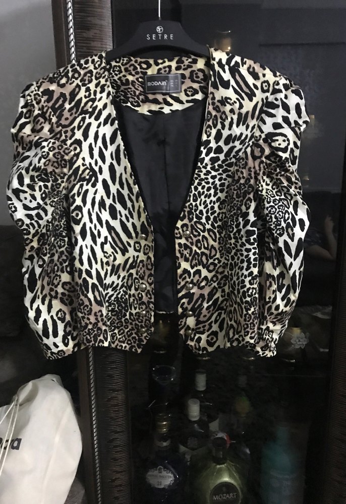 Leopar Desenli Kürklü Kısa Kadın Yelek - Görsel 3