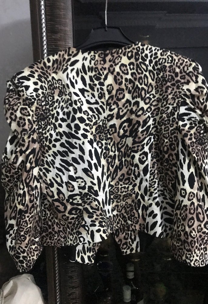 Leopar Desenli Kürklü Kısa Kadın Yelek - Görsel 5