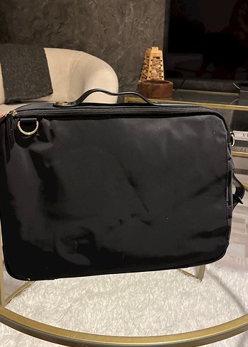 Diğer Kadın Siyah Deri Laptop Çantası