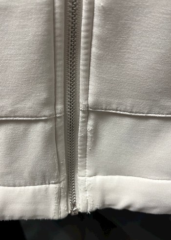 m Beden beyaz Renk Kadın Beyaz Kapüşonlu Fermuarlı Sweatshirt