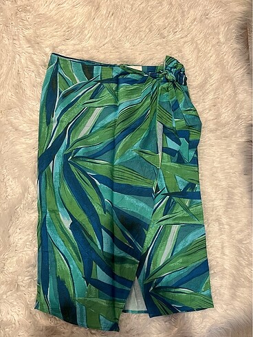 H&M yırtmaçlı etek