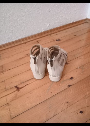 Bej Kadın kısa Topuklu Günlük Ayakkabı - Görsel 3