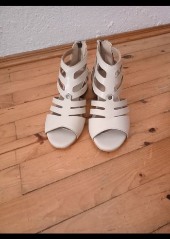 Bej Kadın kısa Topuklu Günlük Ayakkabı - Görsel 2