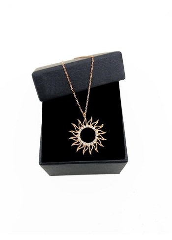 Altın Renk Mini Güneş Figürlü Kolye - Görsel 2