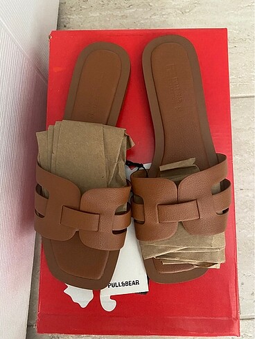 Pull & bear çapraz bantlı düz terlik