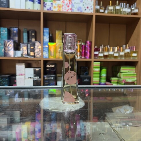 Diğer Promess Lovely Edt 50ml. Pembe Kutu