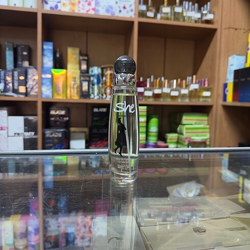 Beden Renk She Sweet Edt 50ml + Deo 150ml + Body Losyon SET