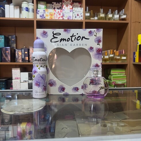 Emotion Asian Garden Edt 50ml + Deo SET