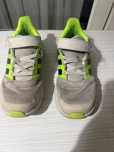 Adidas spor ayakkabı