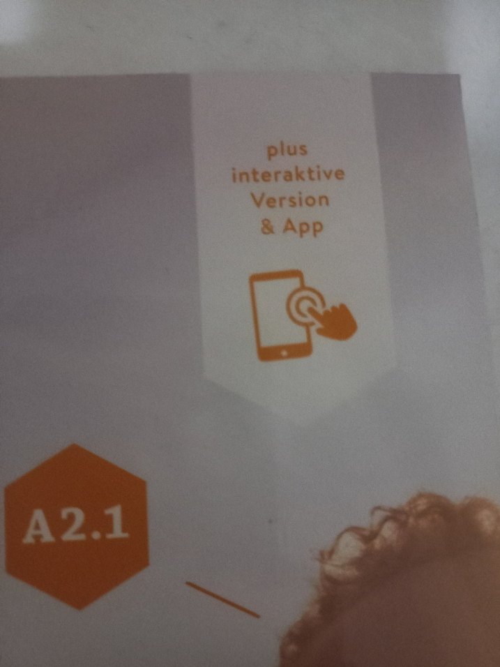 Momente A2.1 Almanca Kitabı - Hueber - Görsel 3