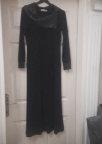 Siyah Uzun Kollu Drapeli Gotik Elbise