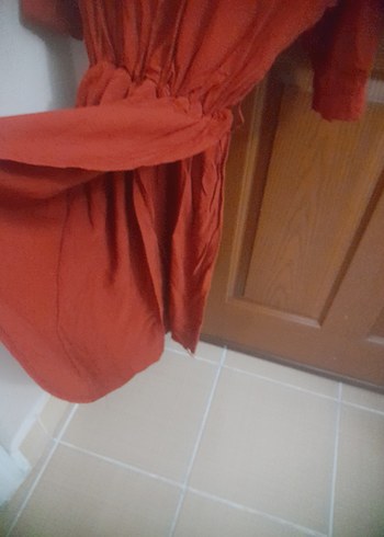 Kısa Kollu Parlak Kırmızı Midi Elbise - Görsel 2