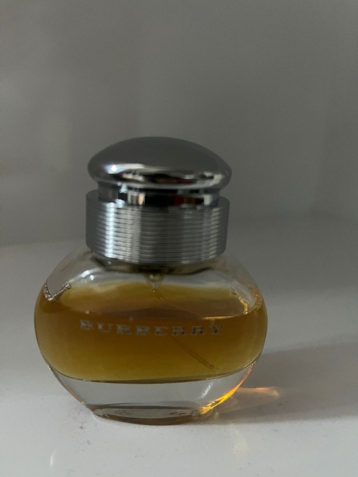 Orjinal Burberry Kadın Parfüm 30 ml - Görsel 2