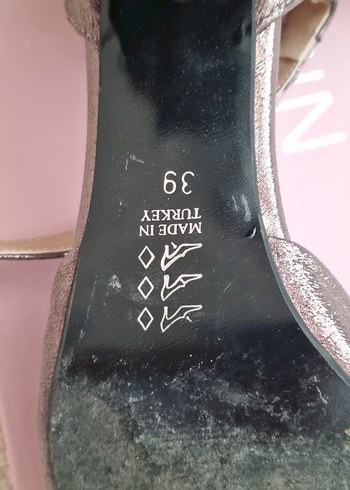 Gri Tokalı  yüksek topuk abiye ayakkabı simli - Görsel 5