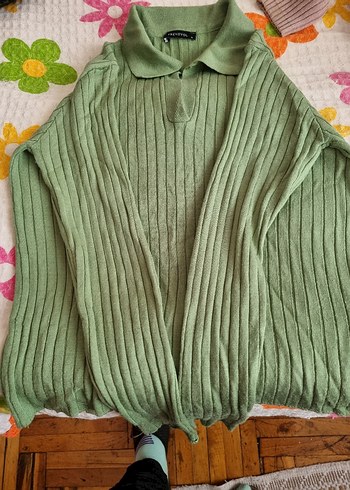 Yeşil V Yakalı Uzun Kollu Triko Kazak - Görsel 6