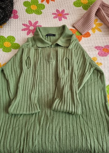 Yeşil V Yakalı Uzun Kollu Triko Kazak - Görsel 7