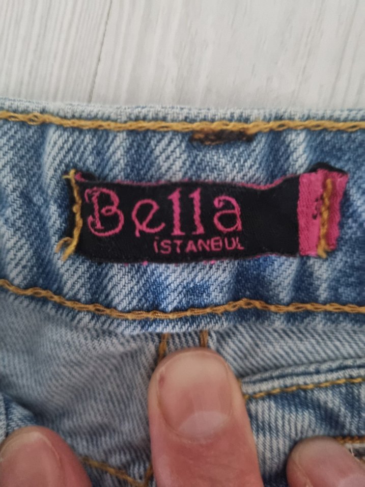 Düğmeli Mavi Denim Mini Şort - Görsel 4