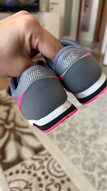 22 Beden Nike kız çocuk spor ayakkabı