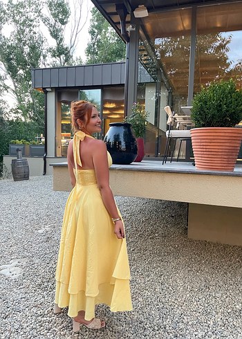 m Beden Boyundan bağlamalı fırfırlı elbise butter yellow